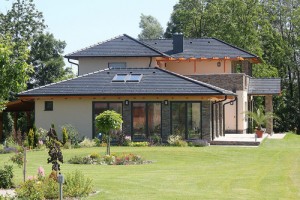 Dachówka betonowa {BRAAS TEVIVA czarny mat}